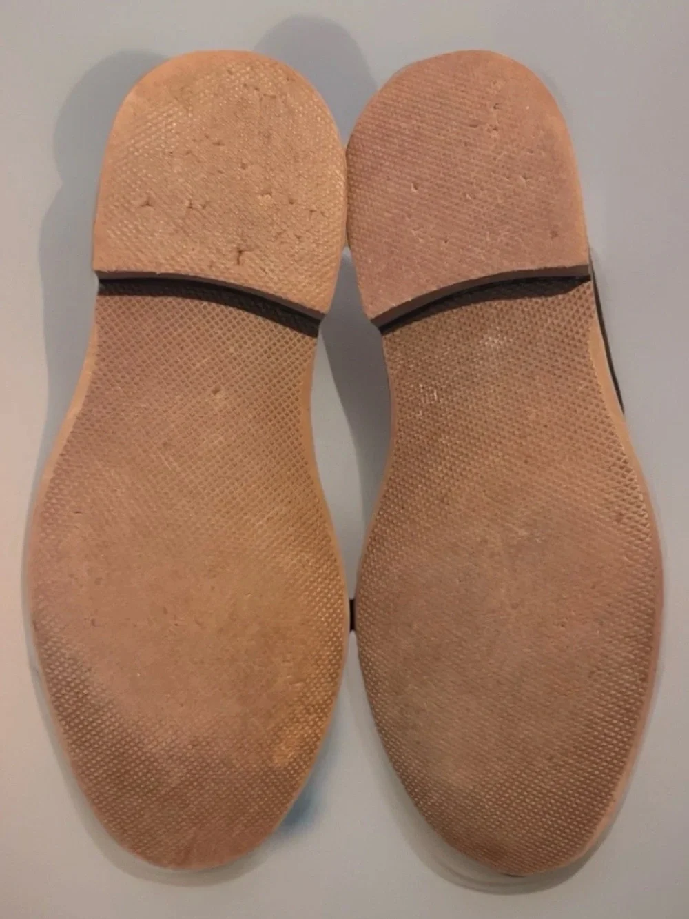 BUNDLE: 2 pairs of men’s 7.5 ankle/chukka boots-Florsheim & Ugg=Black & Brown